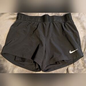 Nike Black Athletic Shorts Lightweight Moisture-Wicking